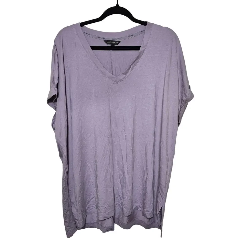Banana Republic V Neck Short Sleeve Top Very Soft Light Womens XXL Lavender